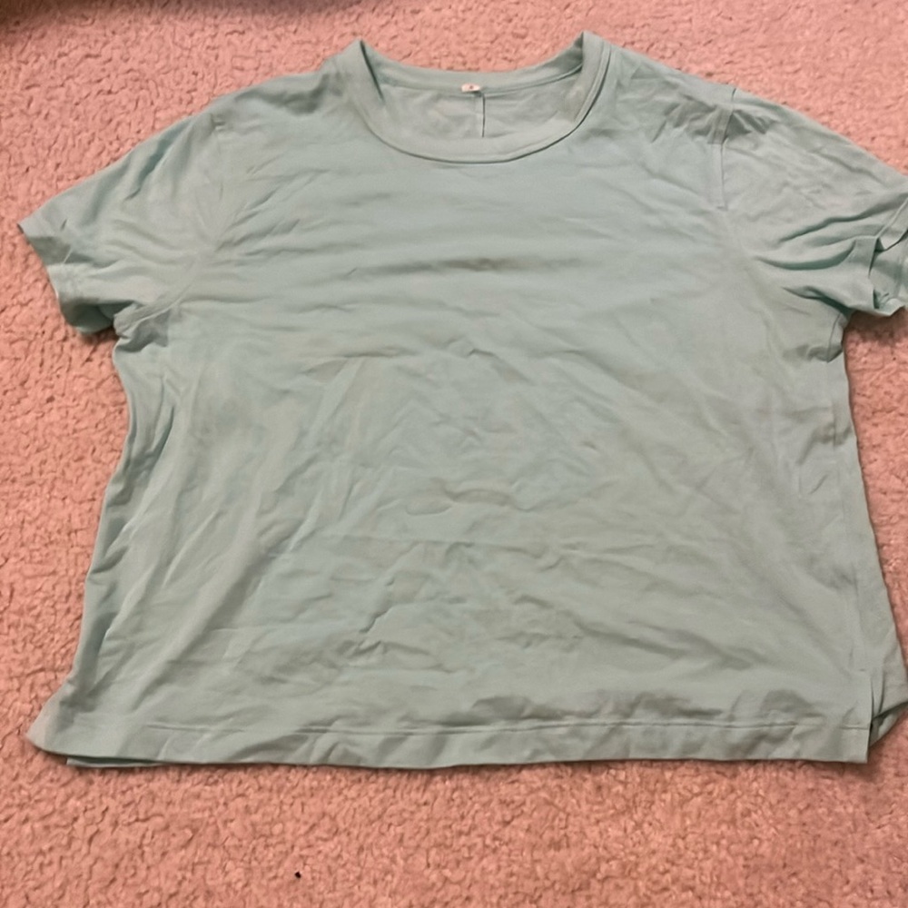 Perfect condition, lululemon shirt, size 4